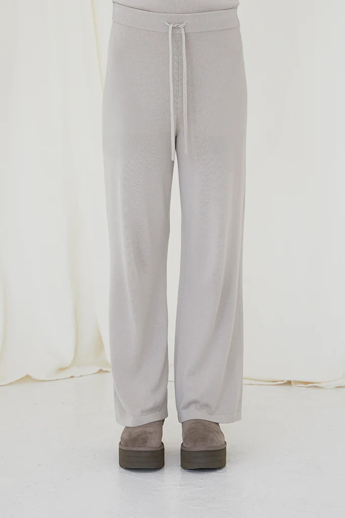 DOVE GREY SOFT KNIT SET | MEDIUM