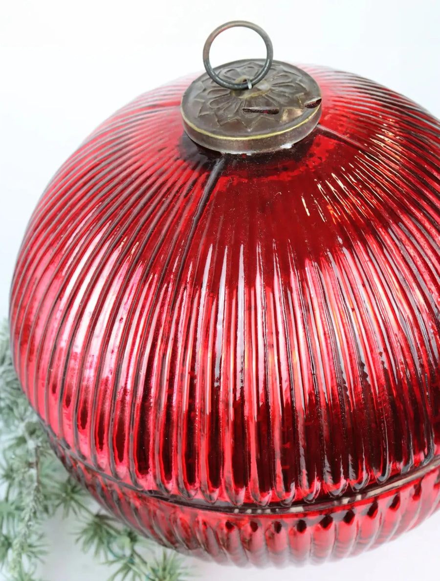 GIANT RED GLASS BAUBLE BOWL WITH LID