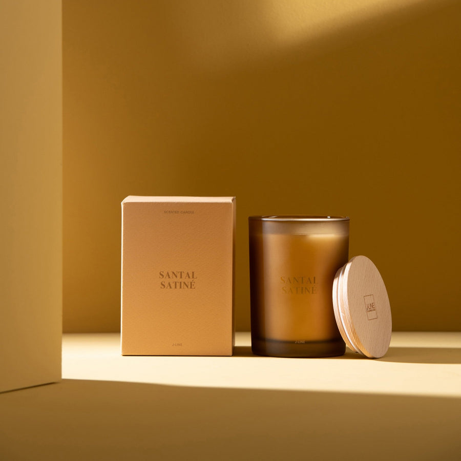 SCENTED CANDLE IN FROSTED GLASS |  SANTAL SATINE