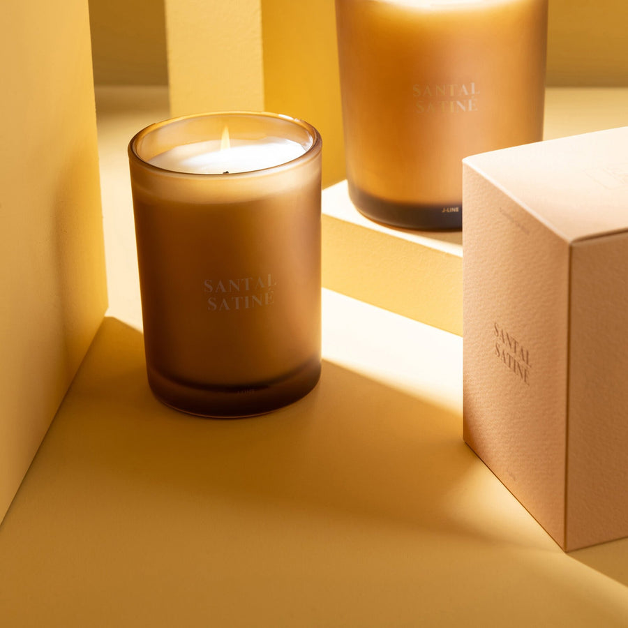 SCENTED CANDLE IN FROSTED GLASS |  SANTAL SATINE