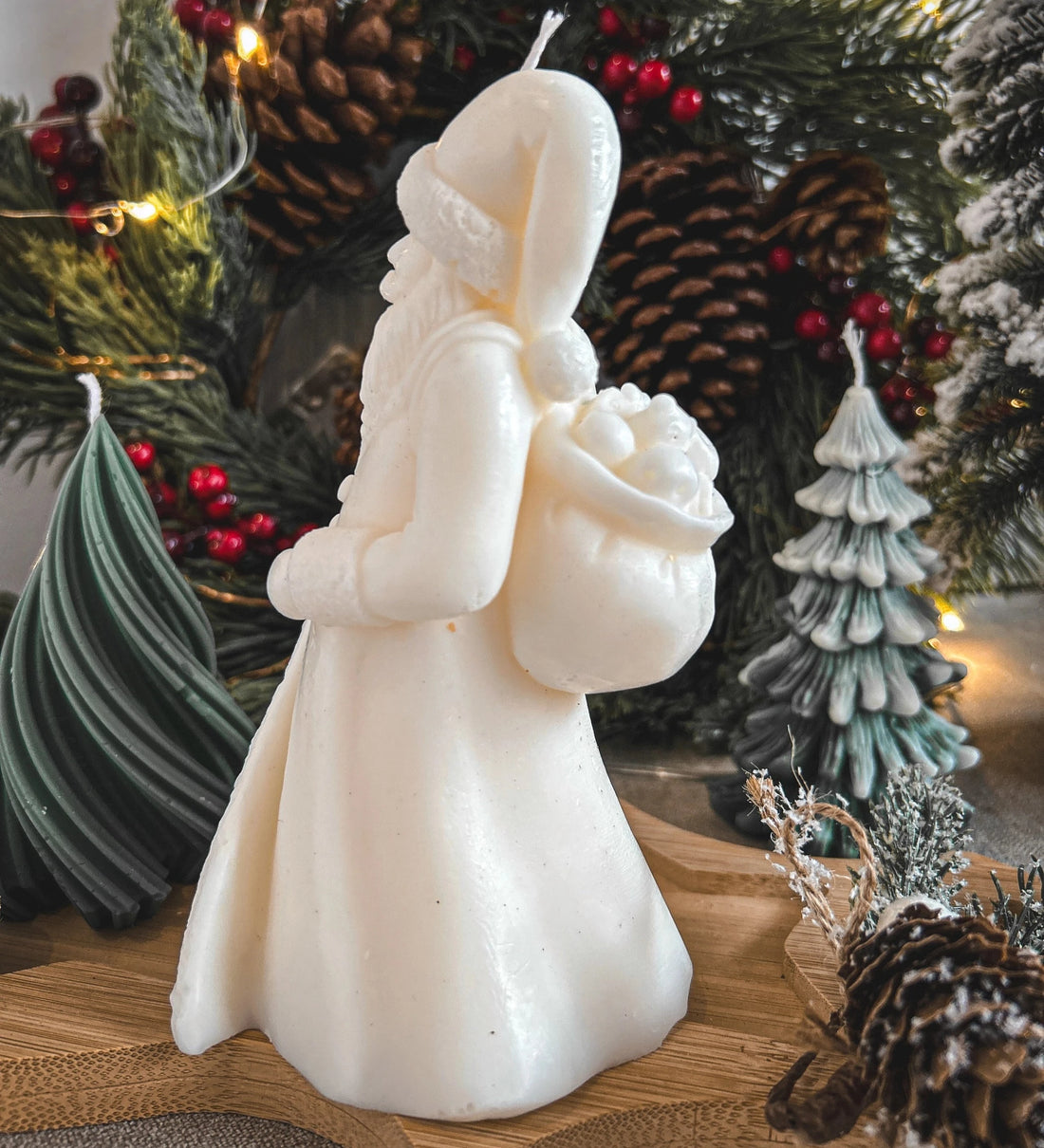 LARGE SANTA CLAUS SOY WAX CANDLE