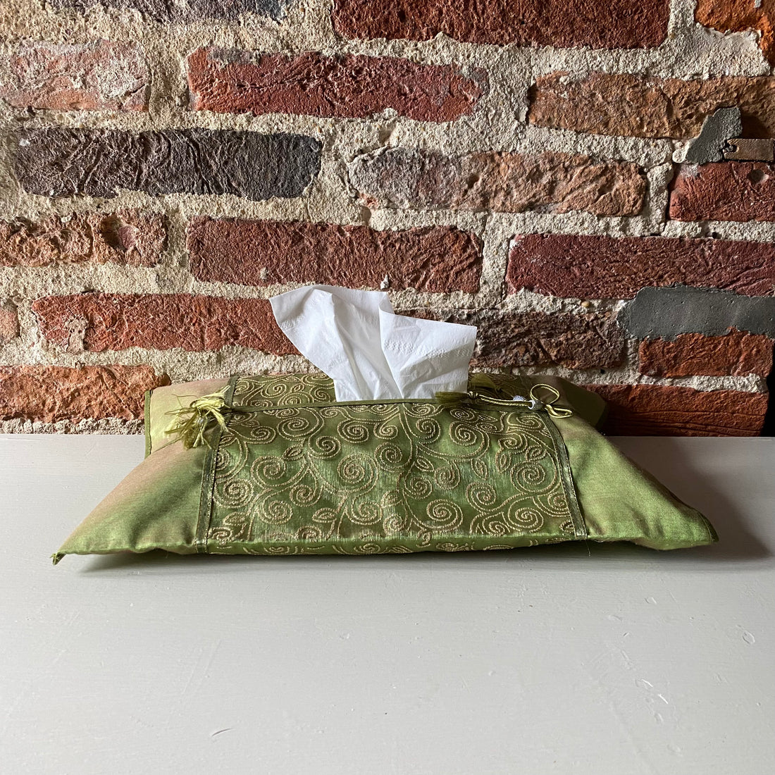 SILK TISSUE BOX COVER