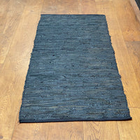 LONG BLACK LEATHER RUNNER