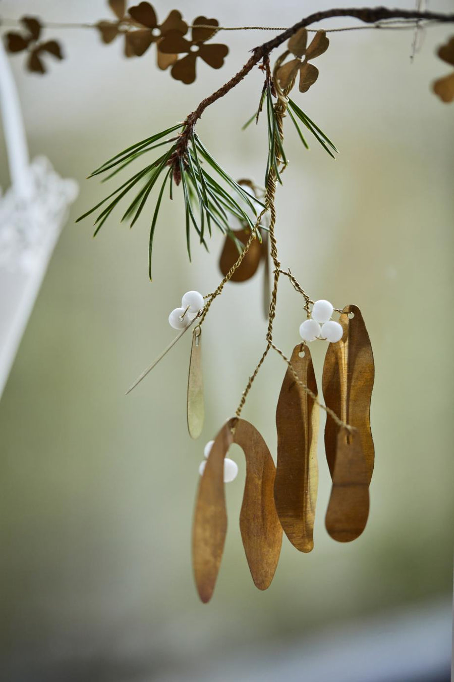 BRASS LEAF AND WHITE BEAD MISTLETOE DECORATION