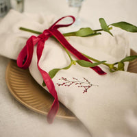 NAPKIN | WINTERBERRY BRANCHES