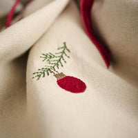 NAPKIN | CHRISTMAS BAUBLE ON SPRUCE