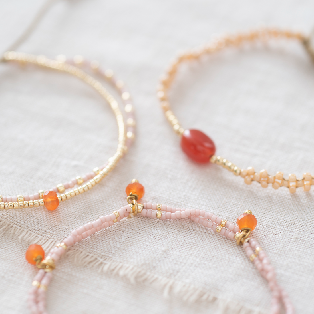 HONOR CARNELIAN BRACELET