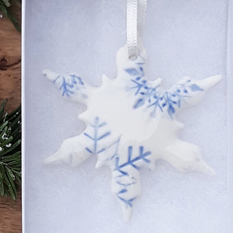 SNOWY BLUE SNOWFLAKE